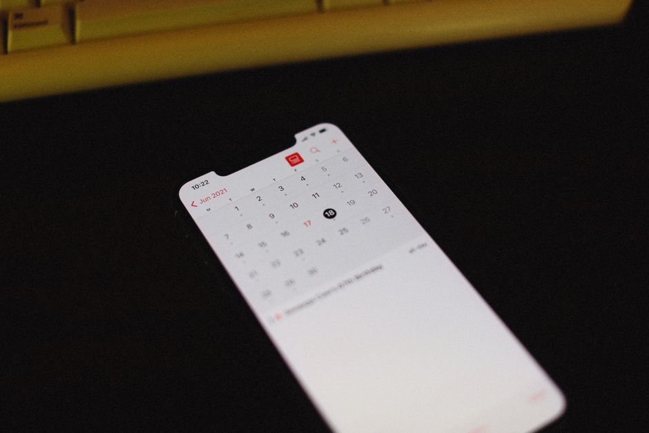 Google Calendar vs Microsoft Outlook Calendar: Which Calendar App Wins in 2026?